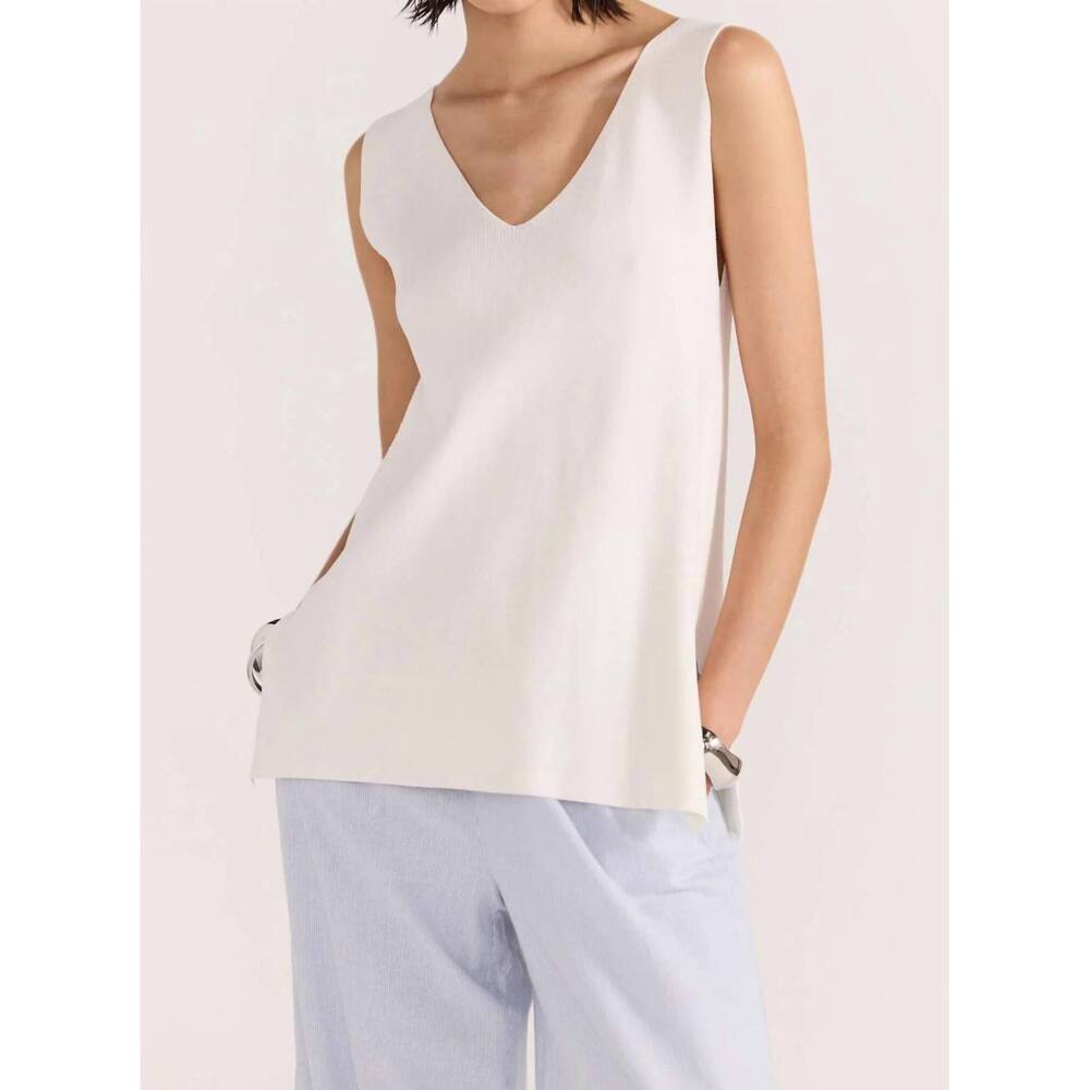 NEW STAPLE THE LABEL celia v-neck tank in white